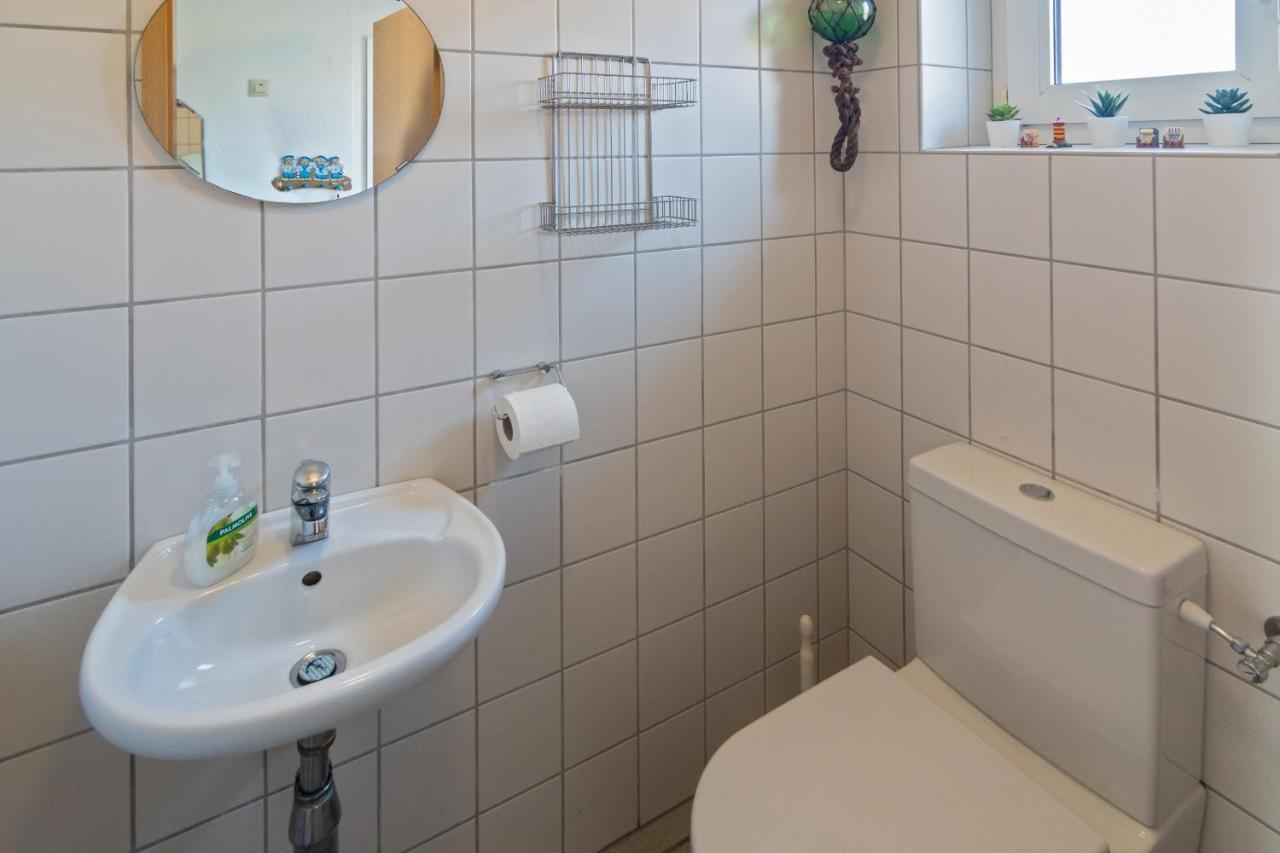 Ferienhaus Strandlaeufer Neßmersiel Bagian luar foto