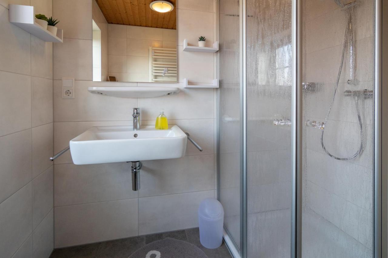 Ferienhaus Strandlaeufer Neßmersiel Bagian luar foto